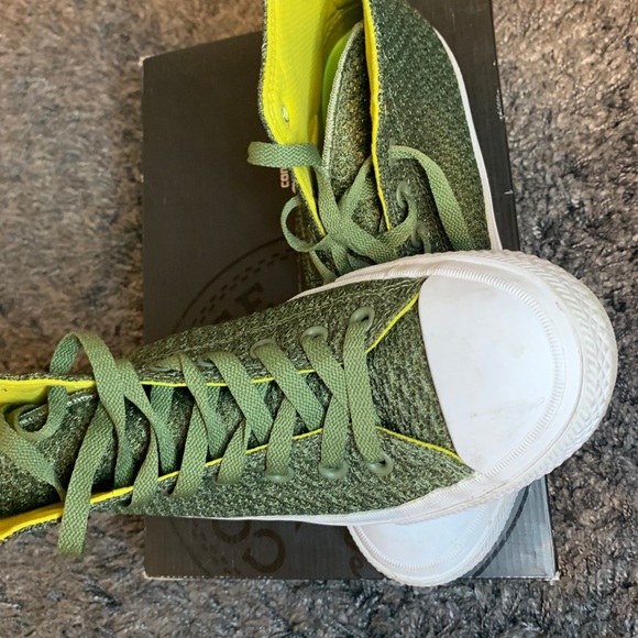 High Top Converse - Picture 3 of 4